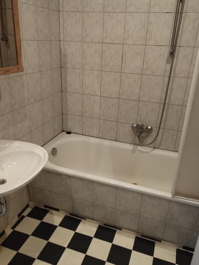 Apartment Worker-flat *